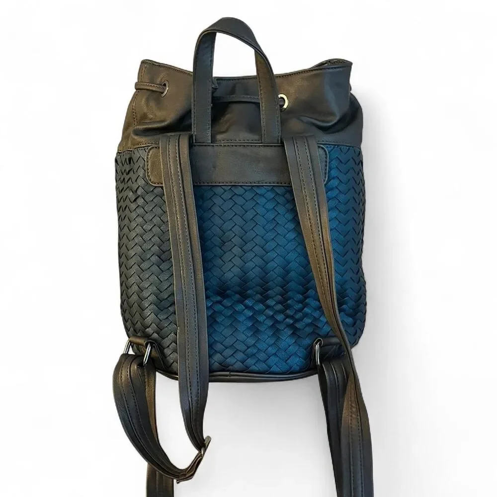 2005 Deux Lux  Black and blue faux leather backpack